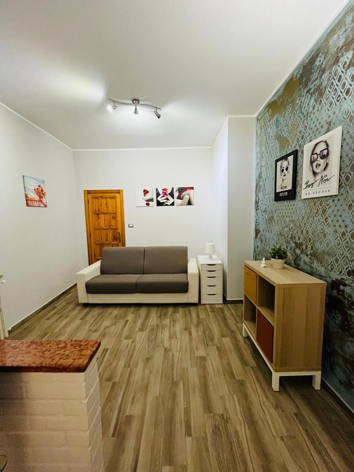 Bouganville Casa Vacanza Ambiente Climatizzato Con Wi Fi Pineto Exterior foto